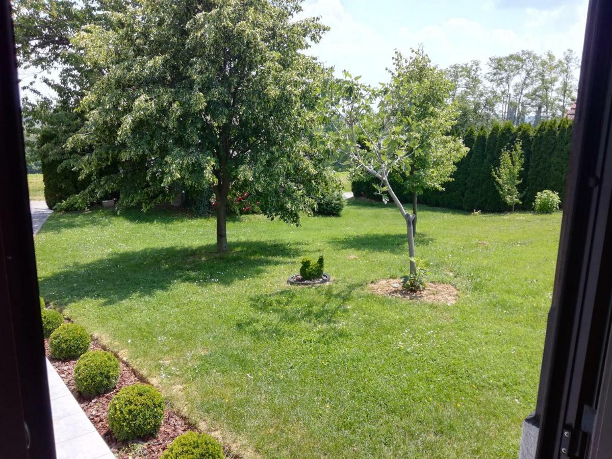 Vikendica Kuca Za Odmor ,,oletic 2